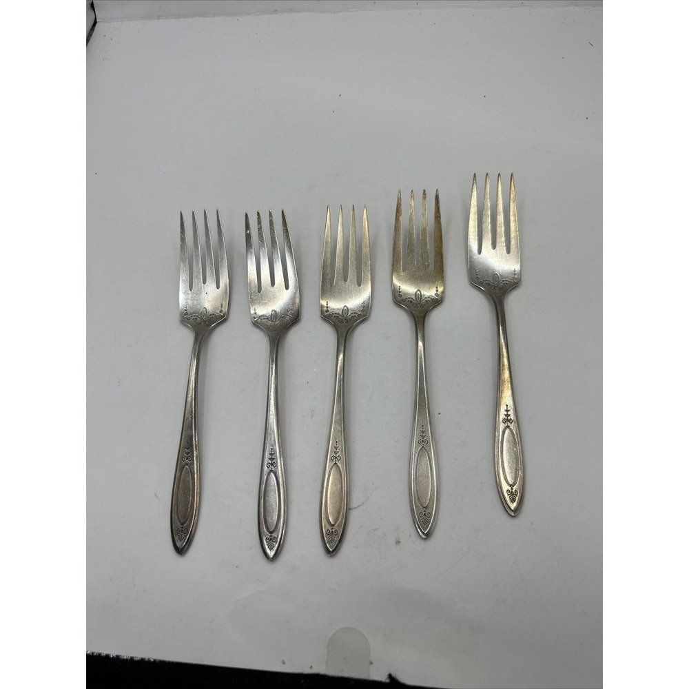 Set of 5 Salad or Dessert Forks Oneida Community Plate ADAM Pattern 1917